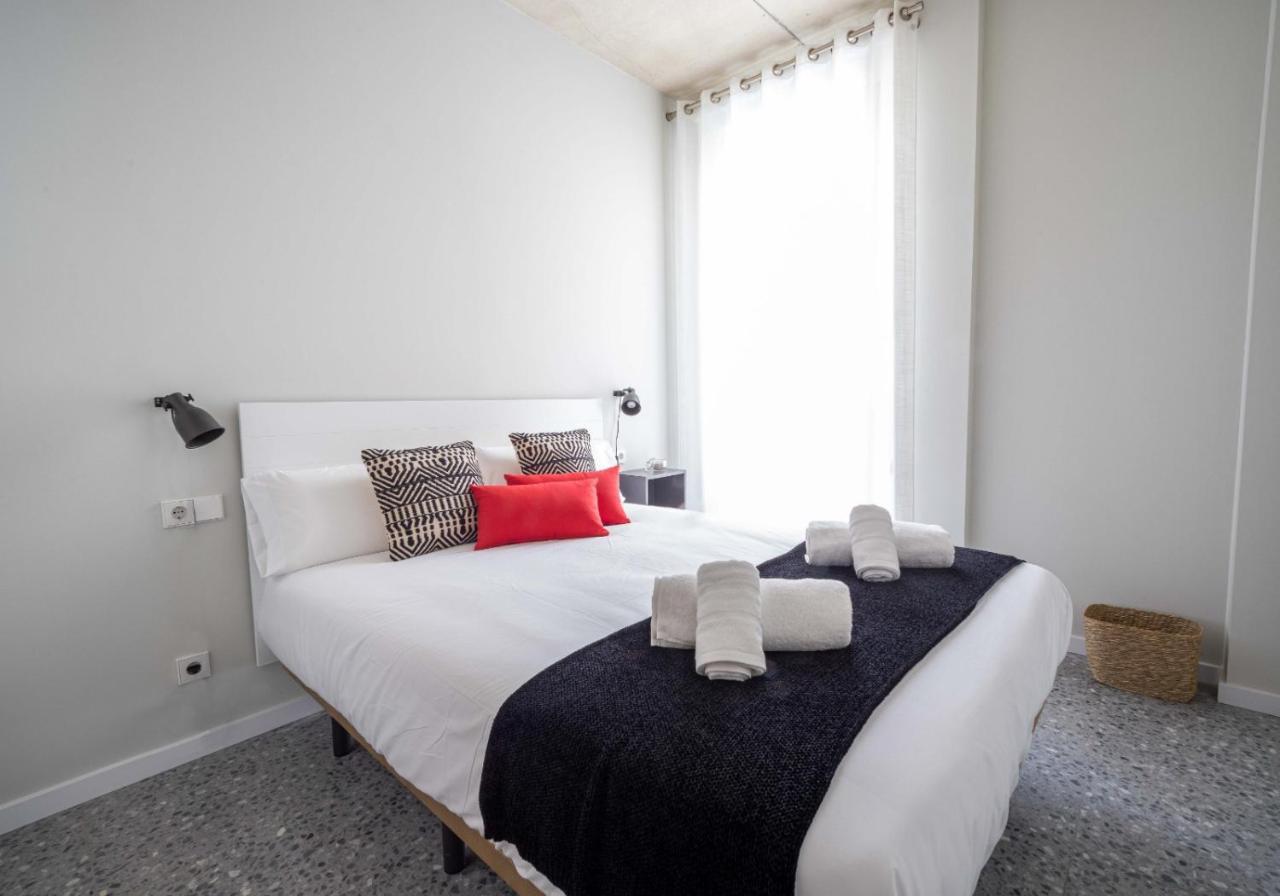 Barcelona Touch Apartments - Rosich L'Hospitalet de Llobregat Extérieur photo
